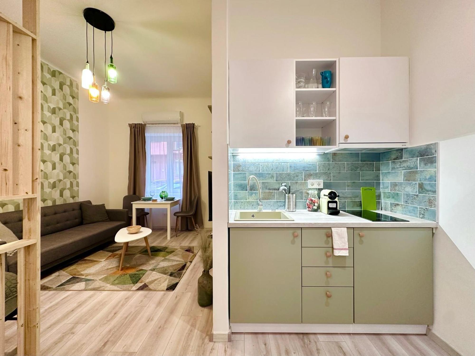 Colorful By The Danube ---free Parking--- Apartmán