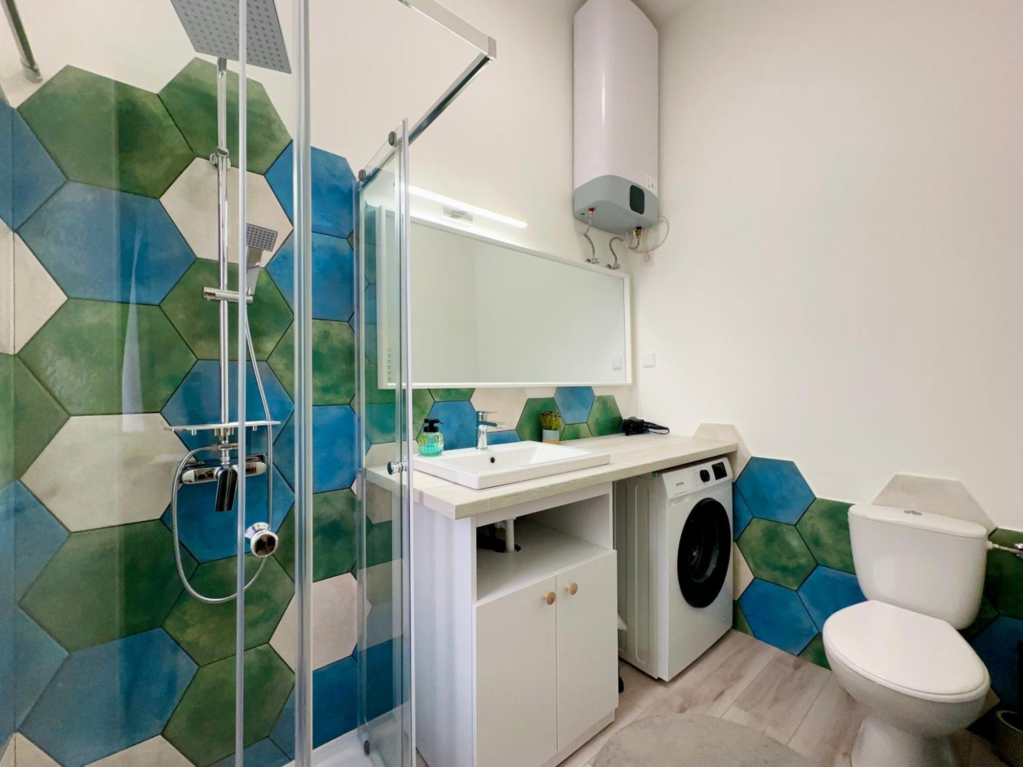 Colorful By The Danube ---free Parking--- Apartmán